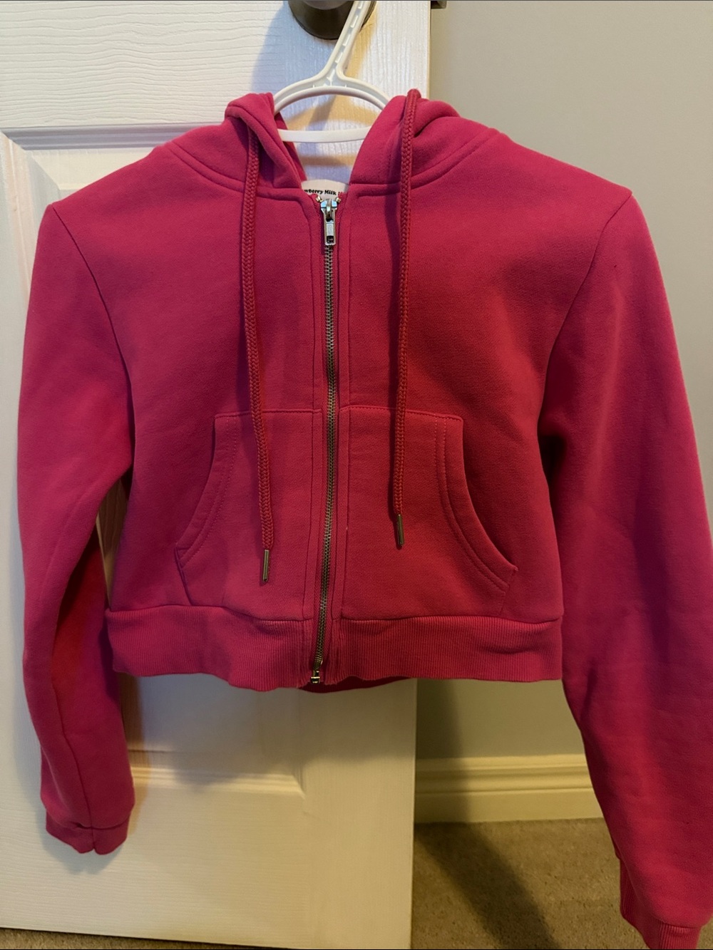 Strawberry milk mob Cropped Zip-Up Hoodie
